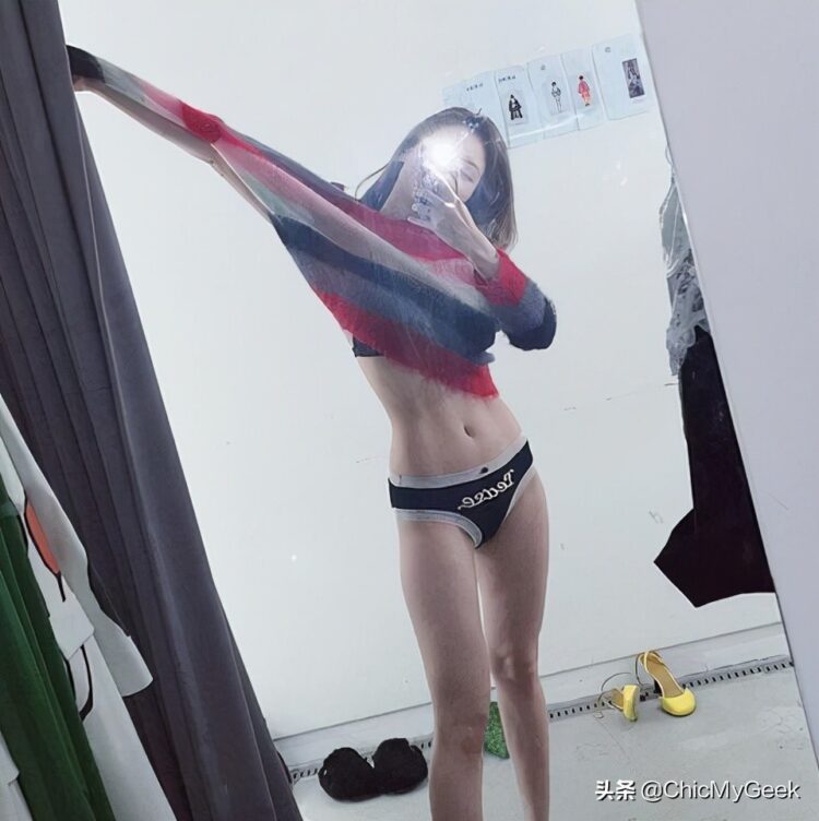 Hot Sexy Ji Hyun Han Bikini Pics