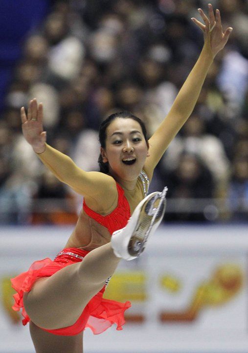 9 Hot Sexy Mao Asada Bikini Pics