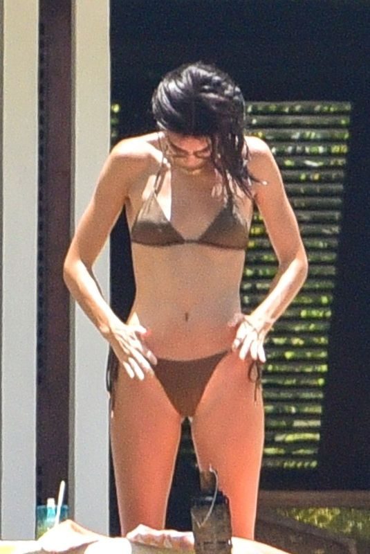 9 Hot Sexy Mila Al Zahrani Bikini Pics