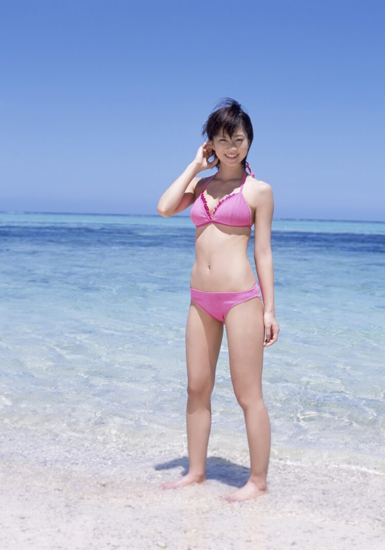 Hot Sexy Misako Yasuda Bikini Pics