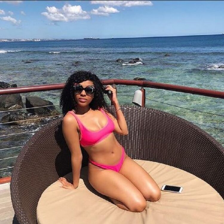 3 Hot Sexy Nadia Nakai Bikini Pics