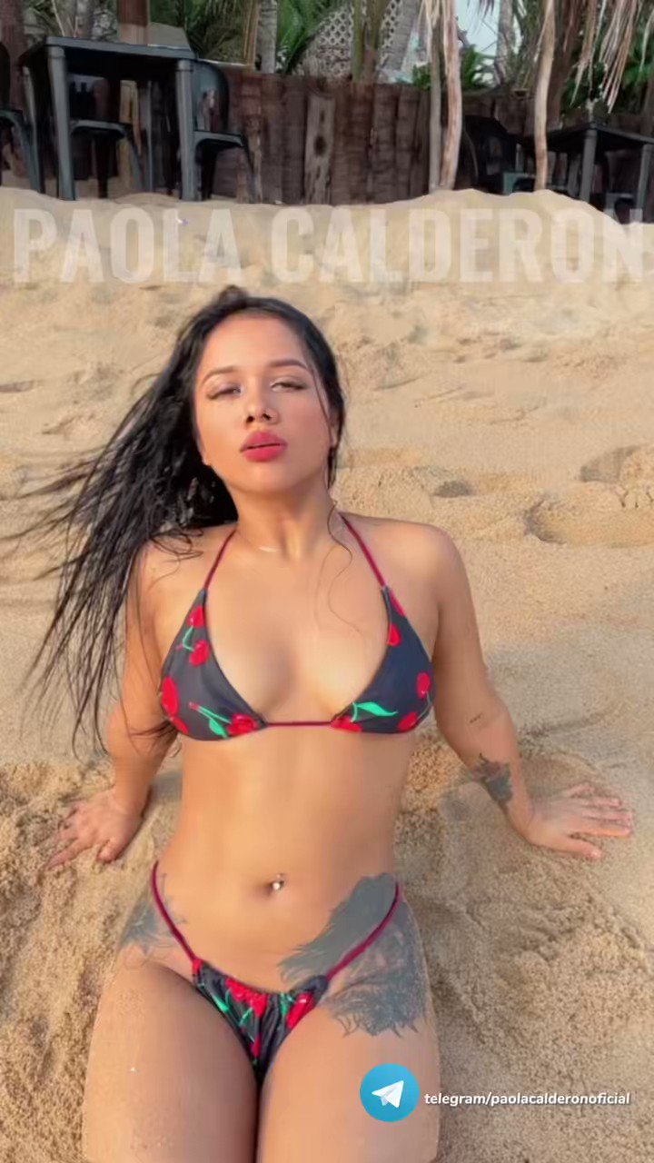 4 Hot Sexy Paola Calderon Bikini Pics