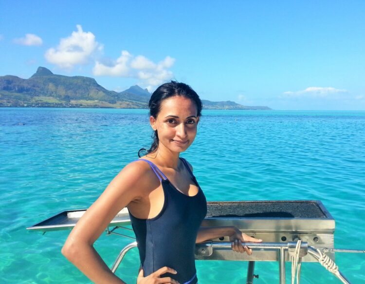 Hot Sexy Ramya Pastakia Bikini Pics