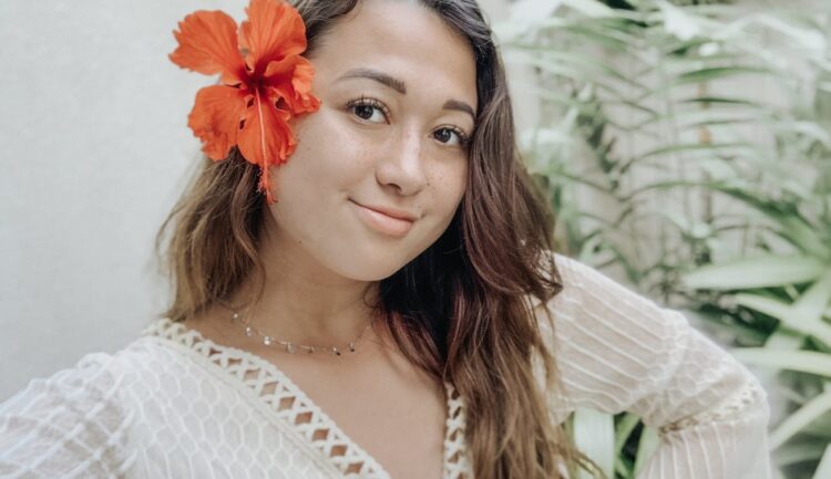 5 Hot Sexy Sabrina Putri Bikini Pics