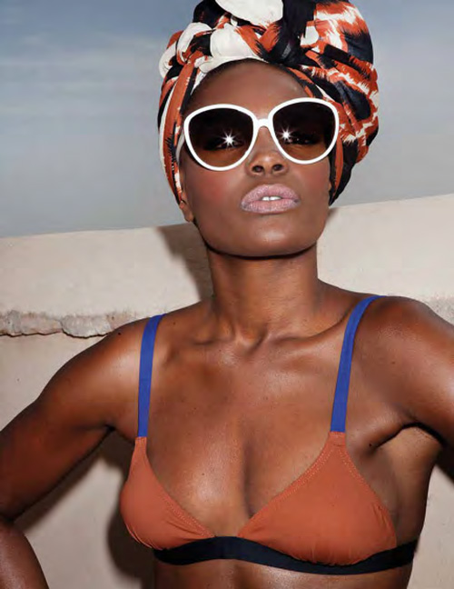 Hot Sexy Shingai Shoniwa Bikini Pics