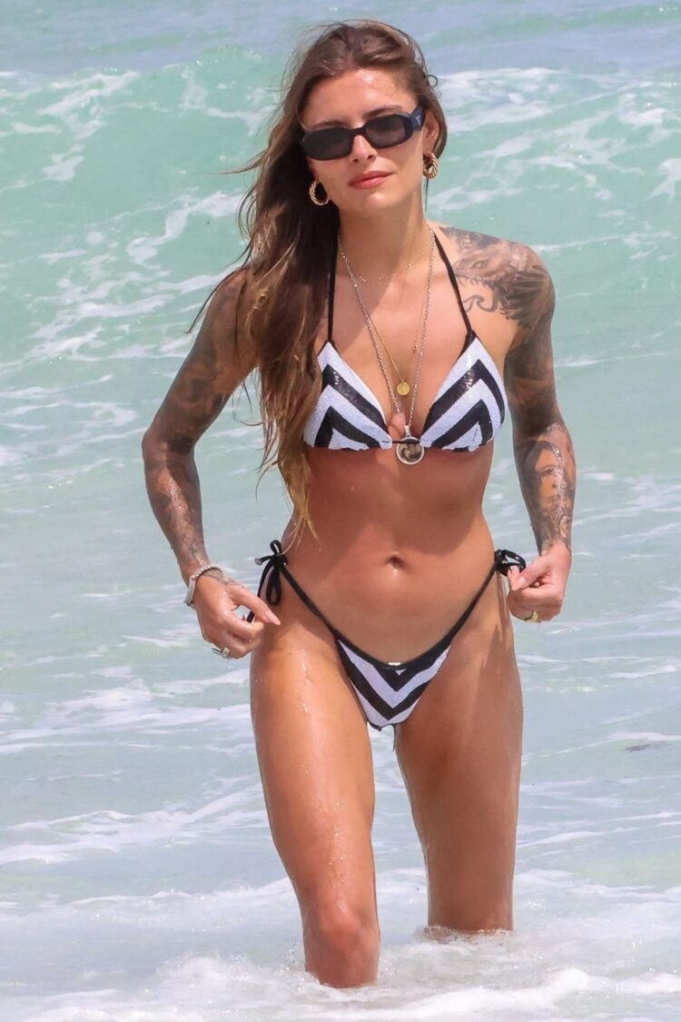 Hot Sexy Sophia Thomalla Bikini Pics