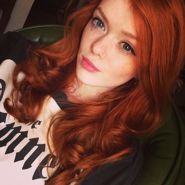 sexy-redhead-college-21