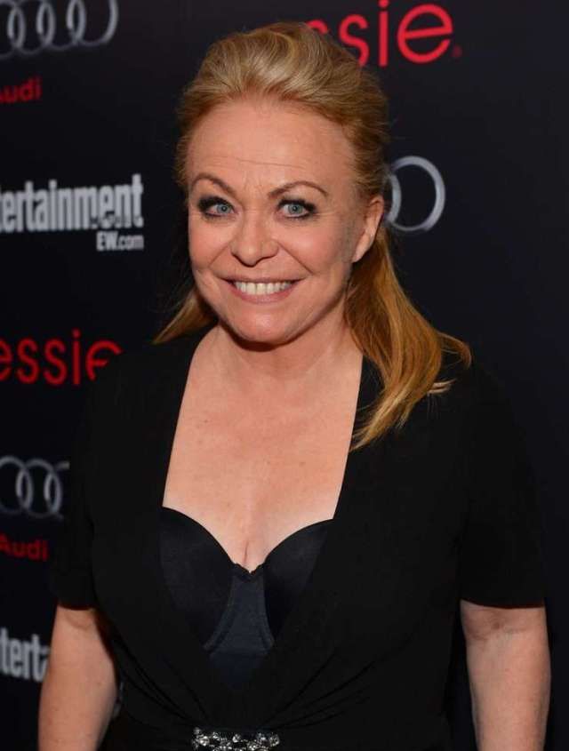 Jacki Weaver 2