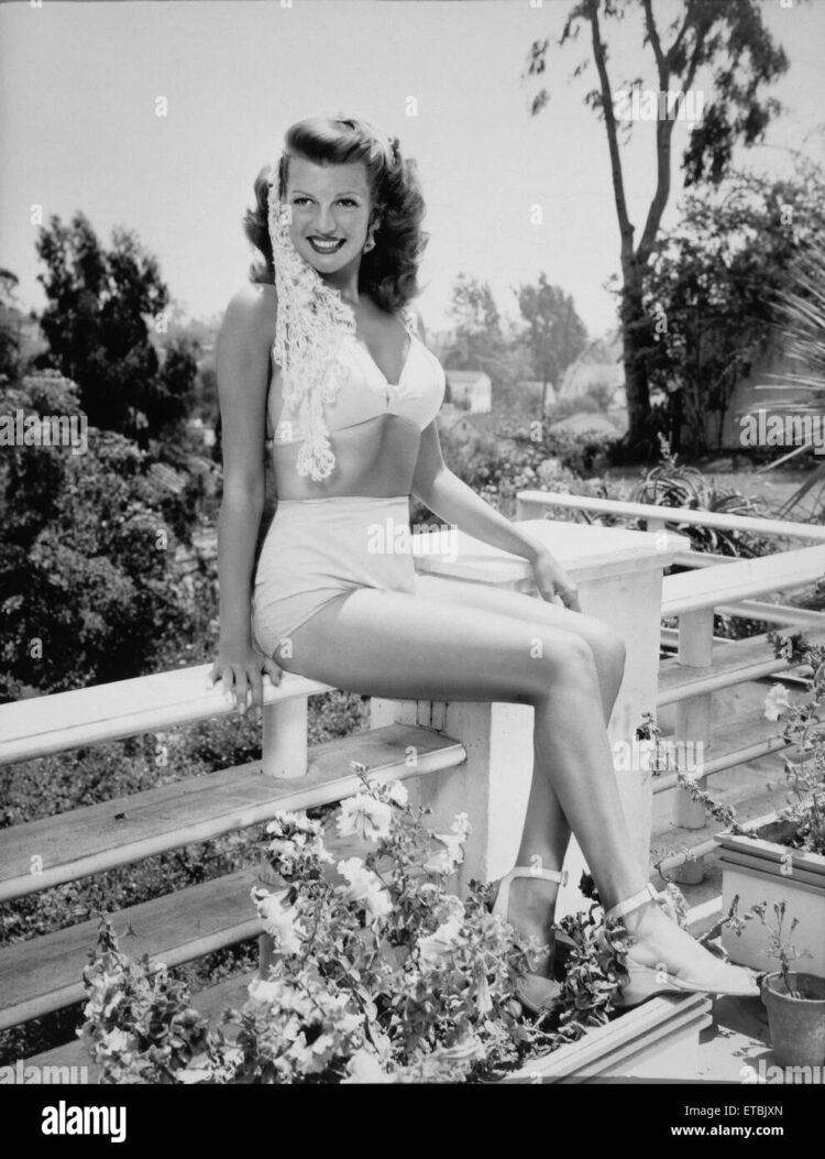 Rita Hayworth 16
