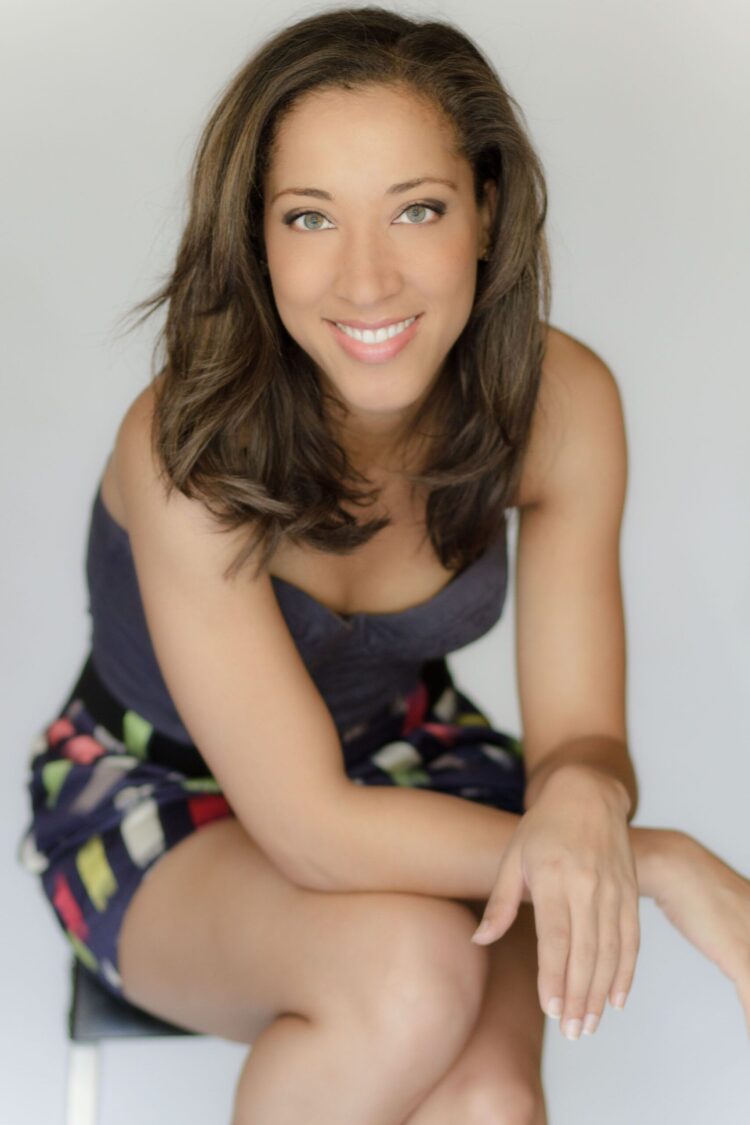 Robin Thede 17 scaled