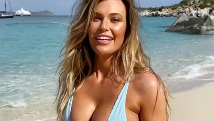 Samantha Hoopes 19