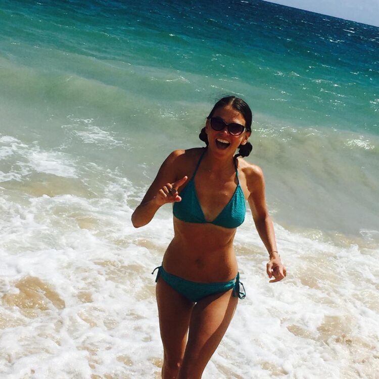 9 Sexy Bonnie Somerville Bikini Pics CollegePill