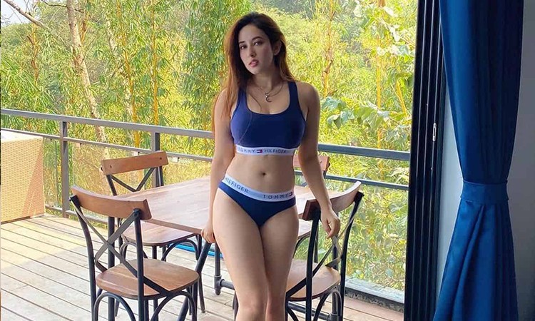 Aditi Budhathoki 9