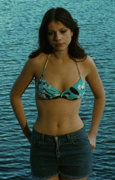 Sexy New Michelle Trachtenberg Bikini Pics