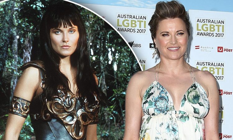 Lucy Lawless 9