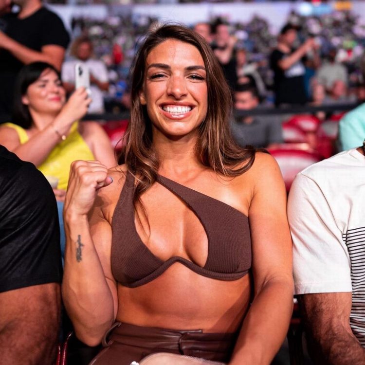 Mackenzie Dern 2