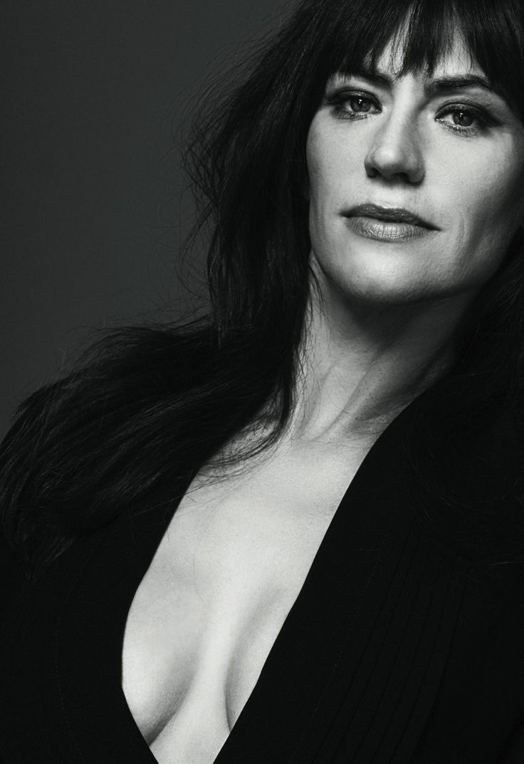 Maggie Siff 8