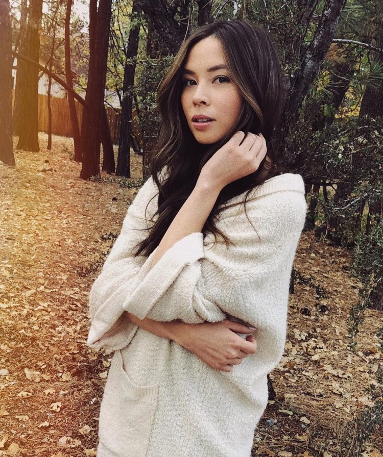 Malese Jow 4