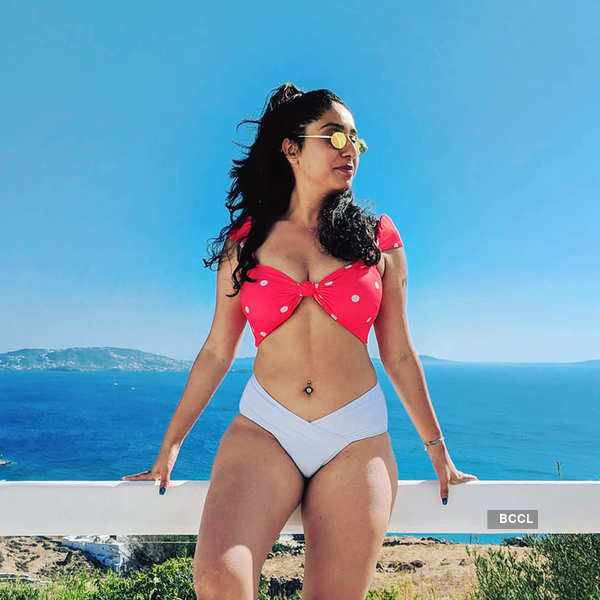 Neha Bhasin 6