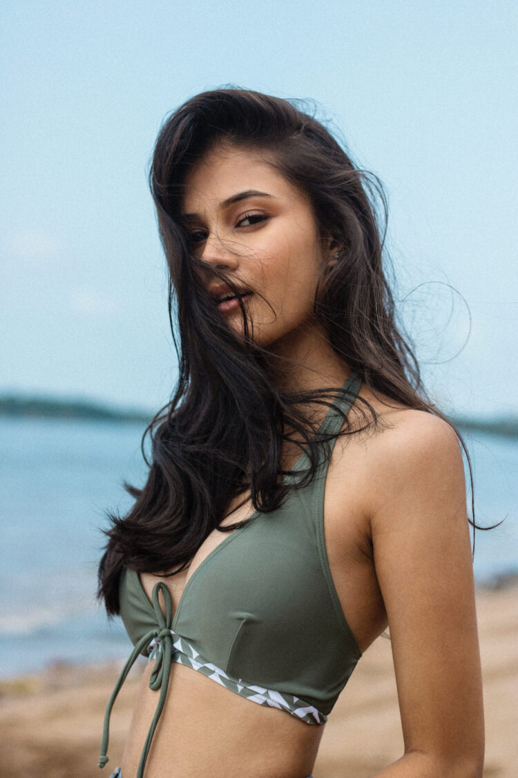 8 Hot Sexy Aayushi Verma Bikini Pics 