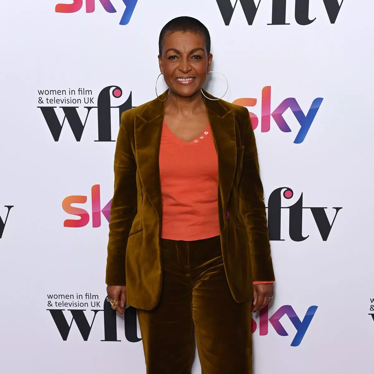 adjoa andoh 4