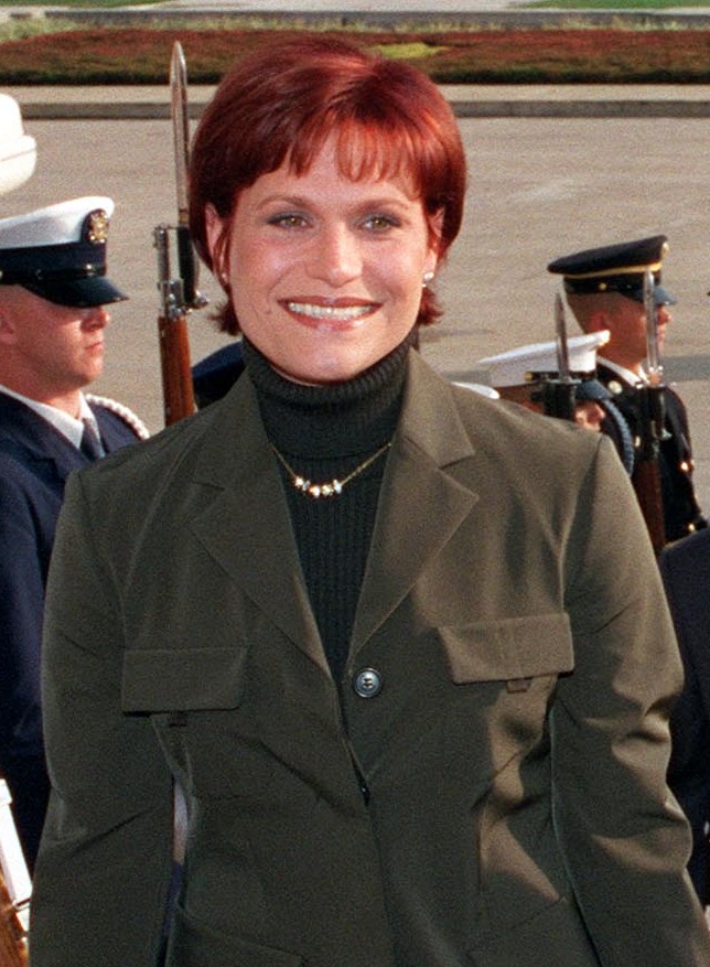 aisha bint hussein