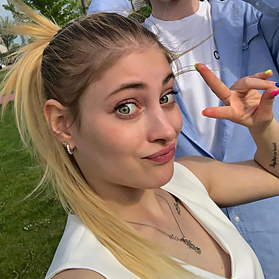 aliona kostornaia 8