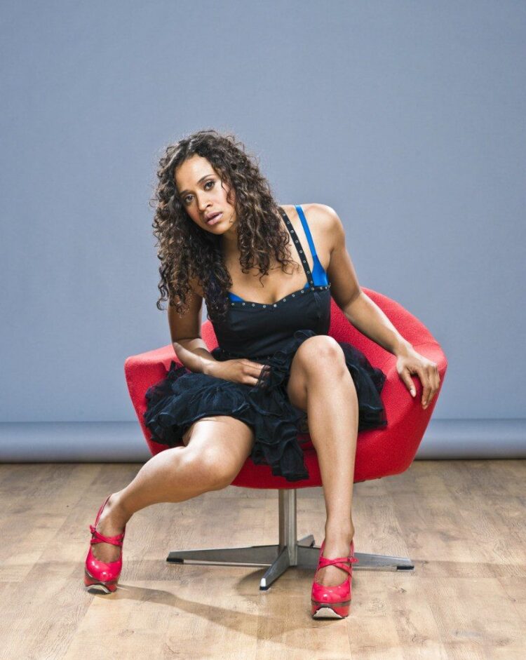 angel coulby 7