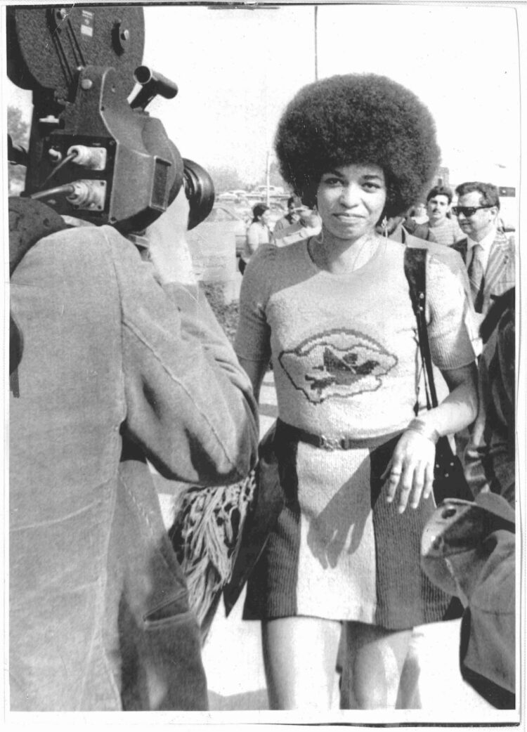 angela davis scaled