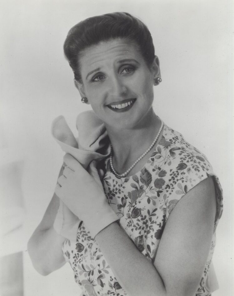 ann b. davis 10