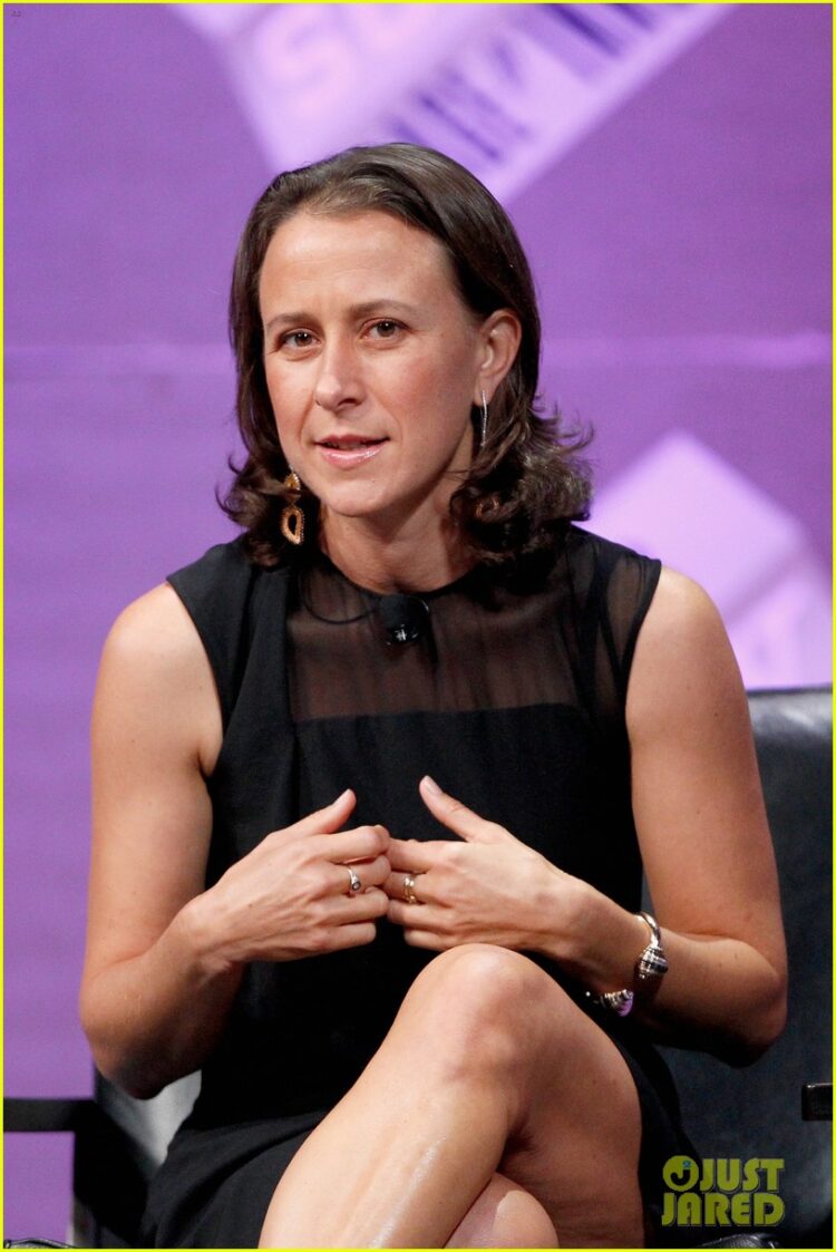 10 Hot Sexy Anne Wojcicki Bikini Pics