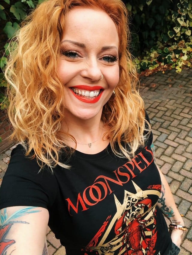 anneke van giersbergen 9