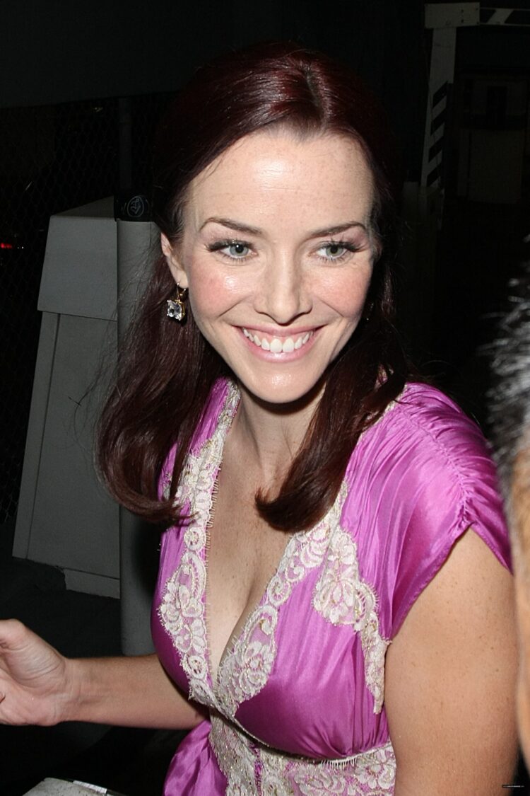 annie wersching 9 scaled