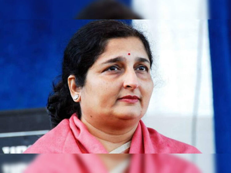 anuradha paudwal 6