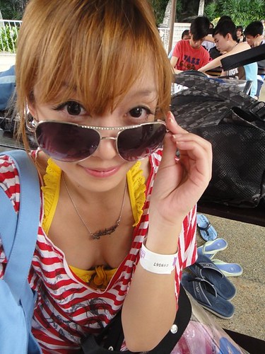 audrey fourfeetnine 3