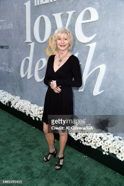 beth broderick 3