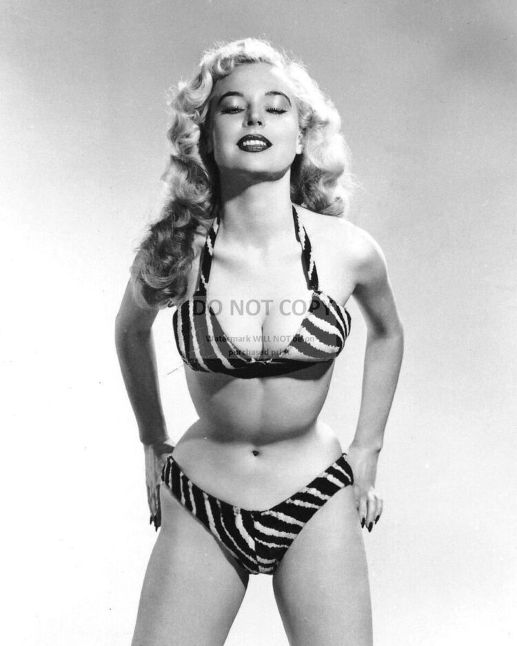 betty brosmer 4