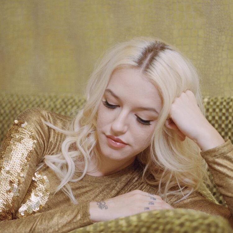 bria vinaite 6