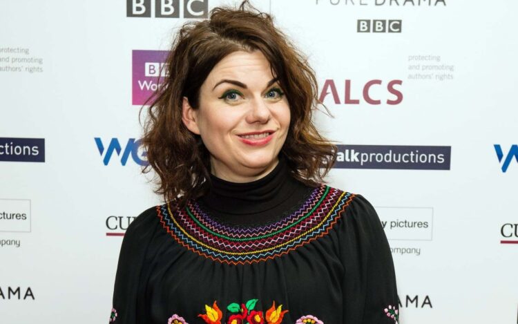 caitlin moran 7