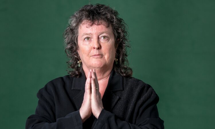 8 Hot Sexy Carol Ann Duffy Bikini Pics