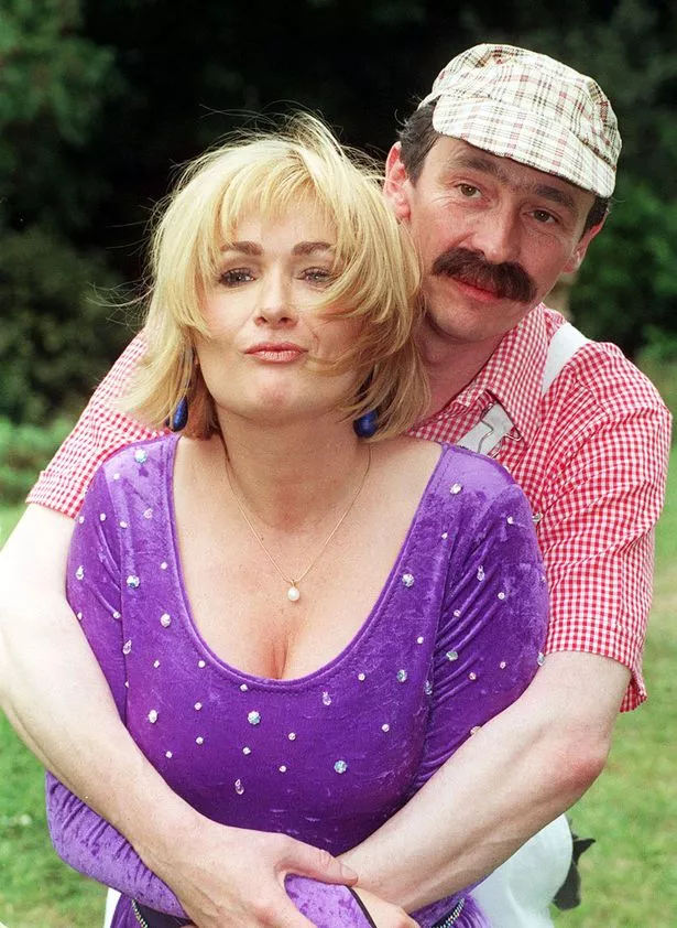 caroline aherne 3