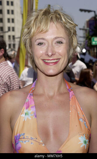 caroline goodall 2