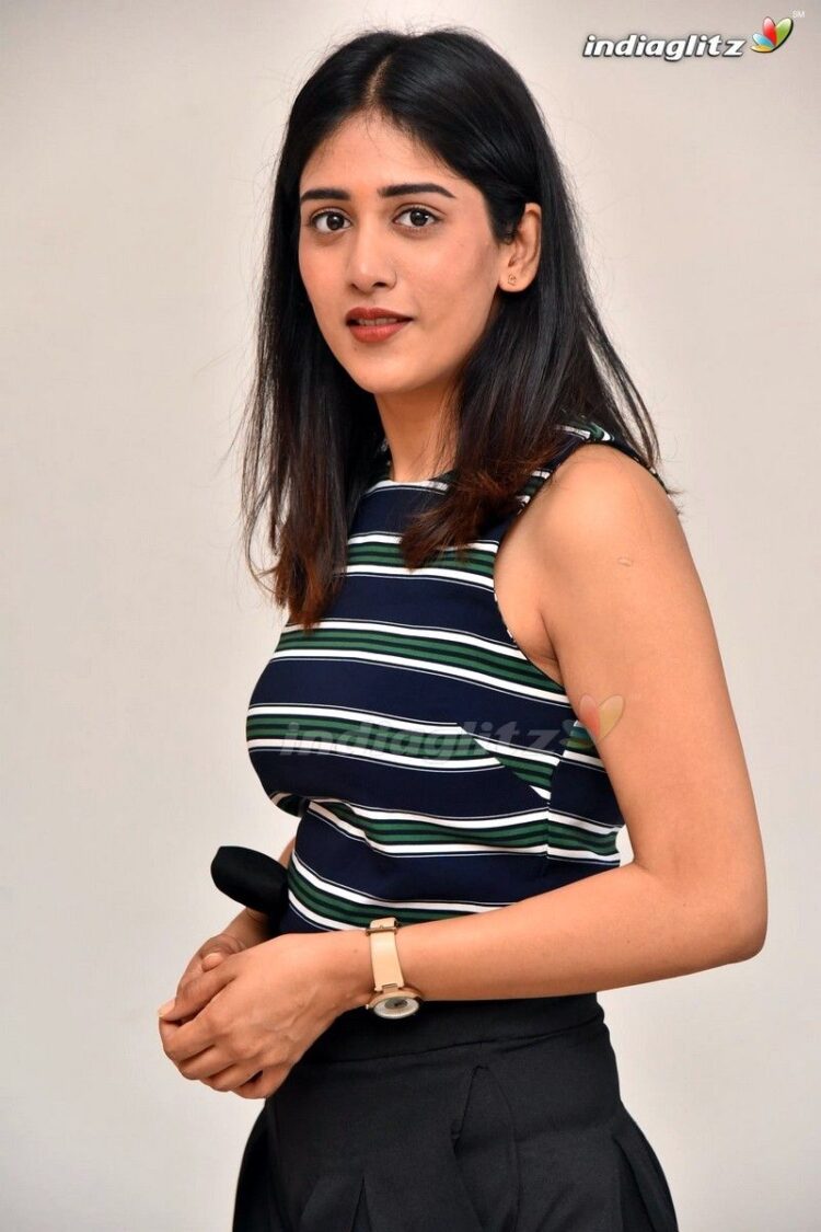 chandini chowdary 6