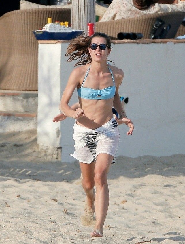 charlotte casiraghi 4