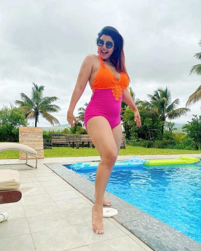 charu asopa 8