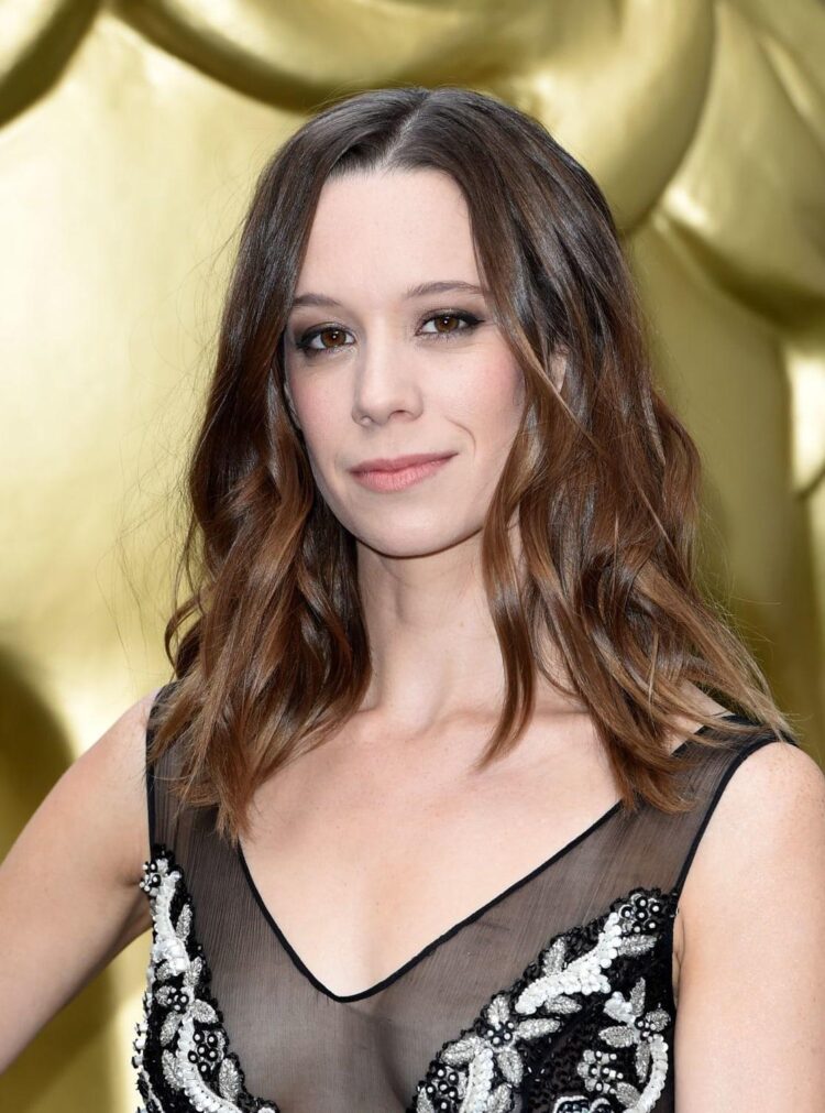 chloe pirrie 9