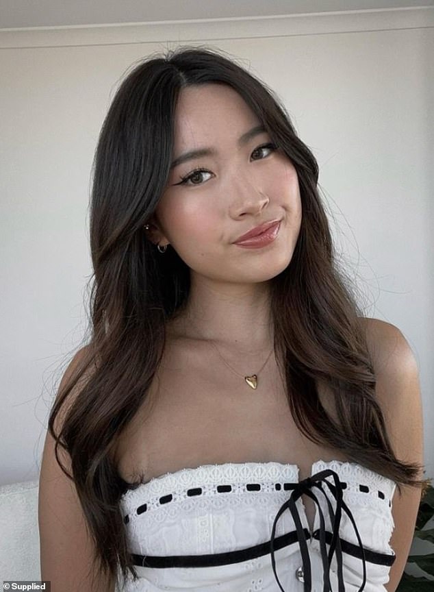 chloe zhu 6