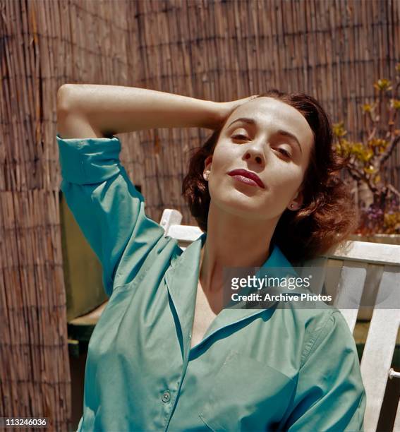 claire bloom 5