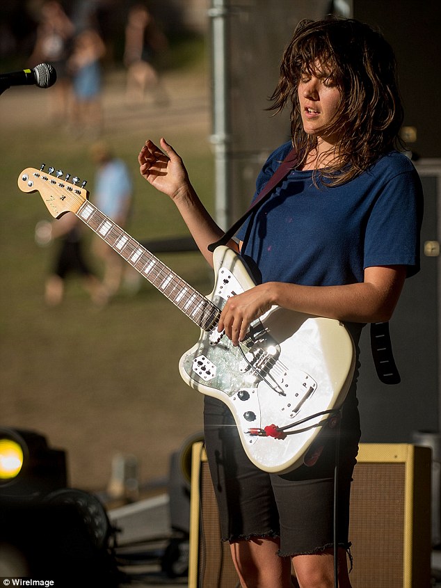 courtney barnett 8