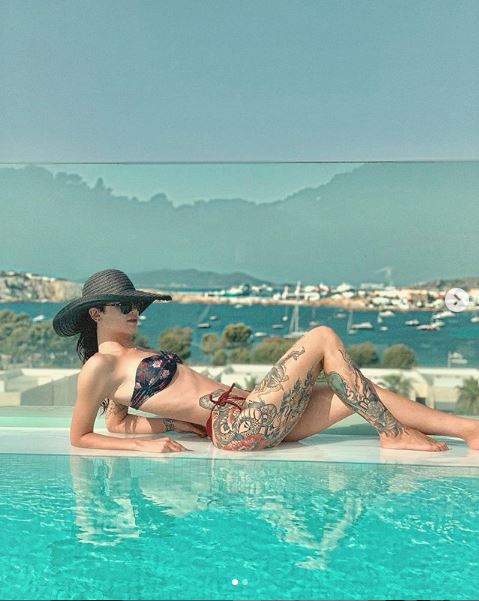 dafina zeqiri 3